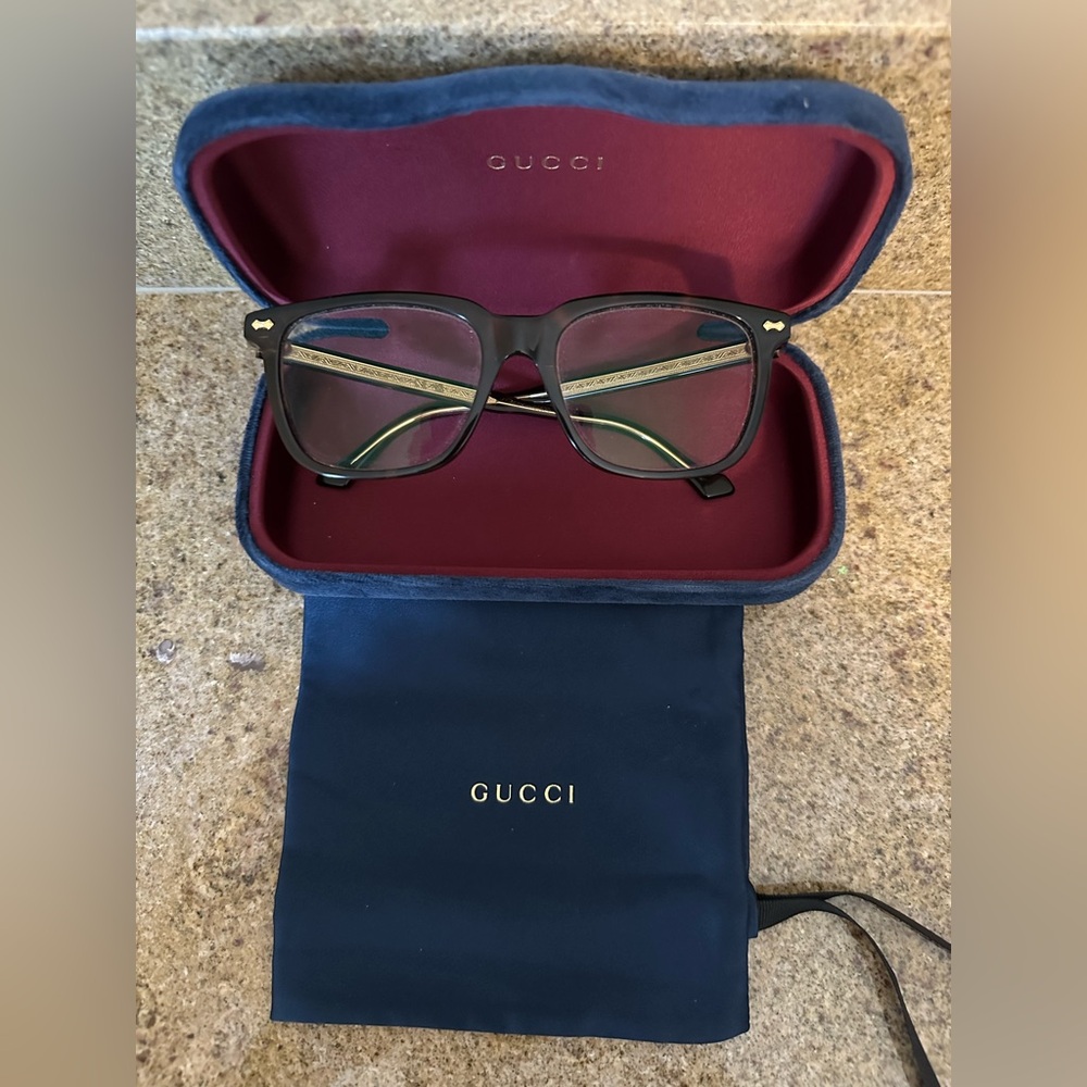 LIKE NEW Gucci eyeglass frames